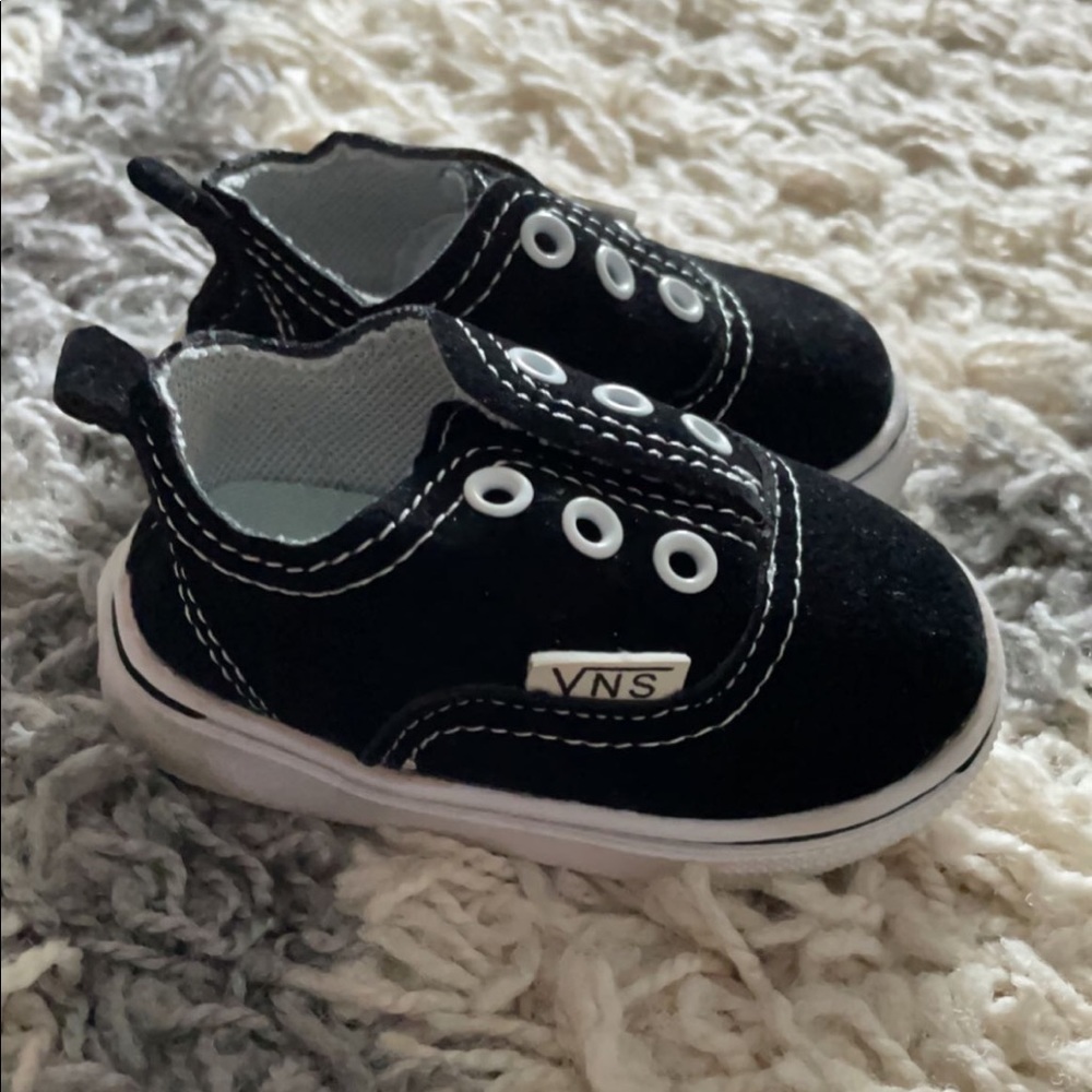 Baby shoes